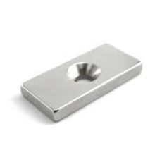 Magnet Neodim bloc  40x20x5 mm N48 cu orificiu