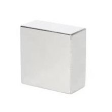 Magnet Neodim bloc  80x80x20mm N35 forța 157 kg