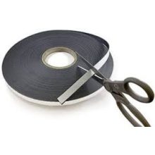 Bandă magnetică adezivă grosime 0.30 mm lățime 15 mm lungime 30 metri